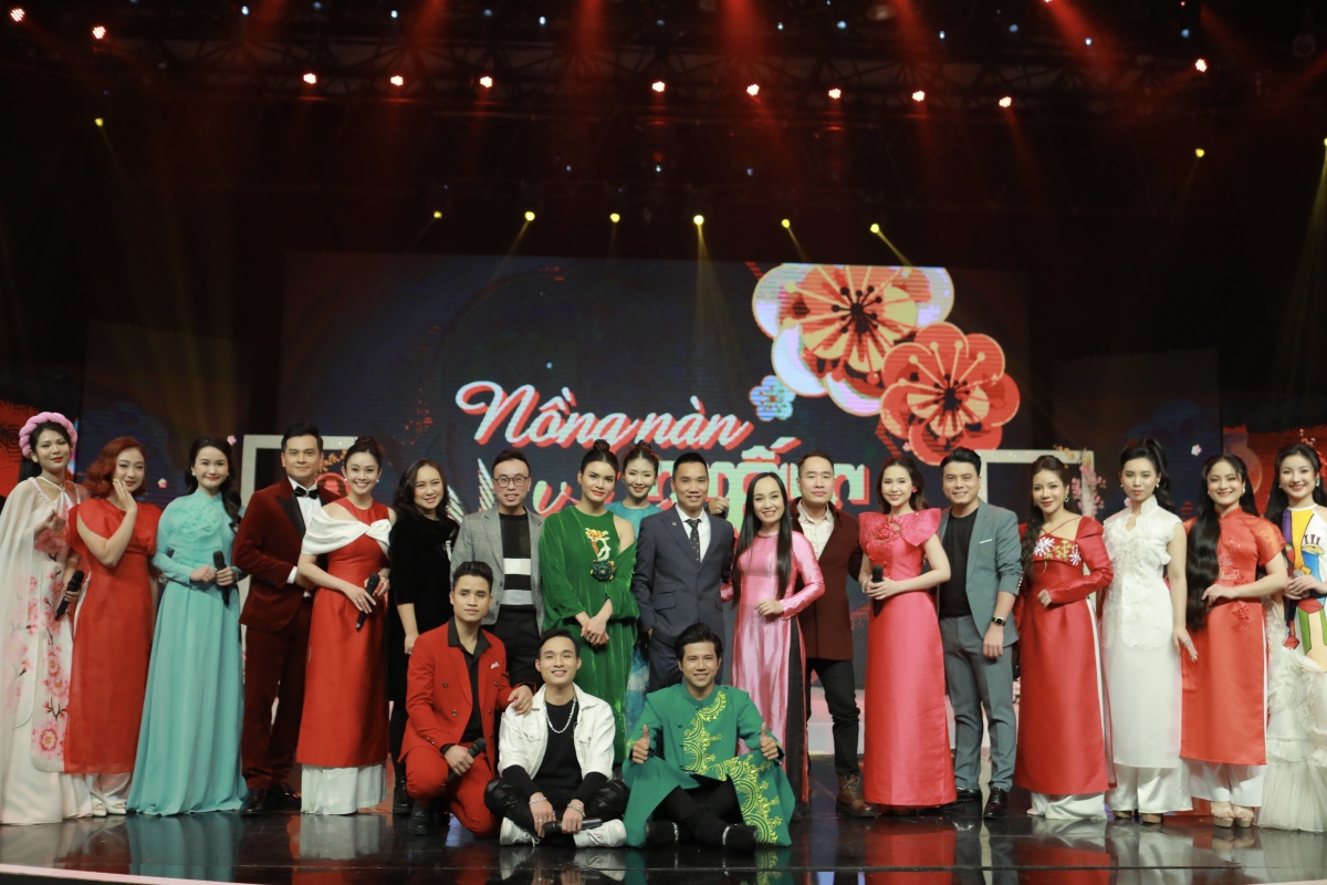 Các ca sĩ Chung kết Sao Mai 2022 hội tụ trong chương trình “Nồng nàn vị Tết”